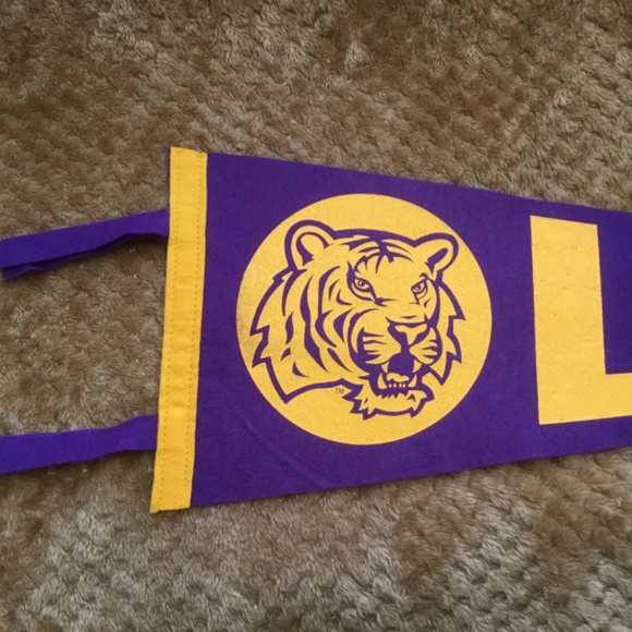 LSU TIGERS Pennant - Picture 3 of 7